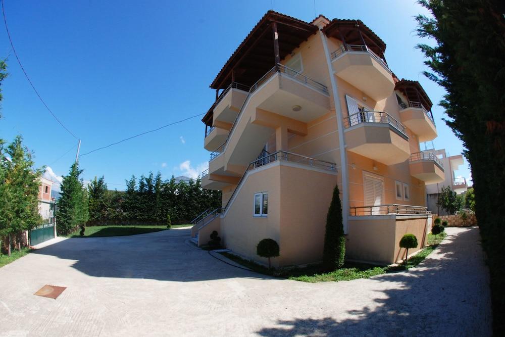 Villa Mihasi Ксамил Экстерьер фото